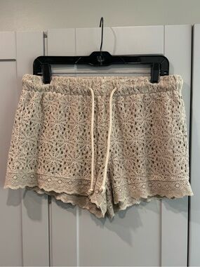Banjara lined Crochet Lace Drawstring Women’s Shorts - Cream